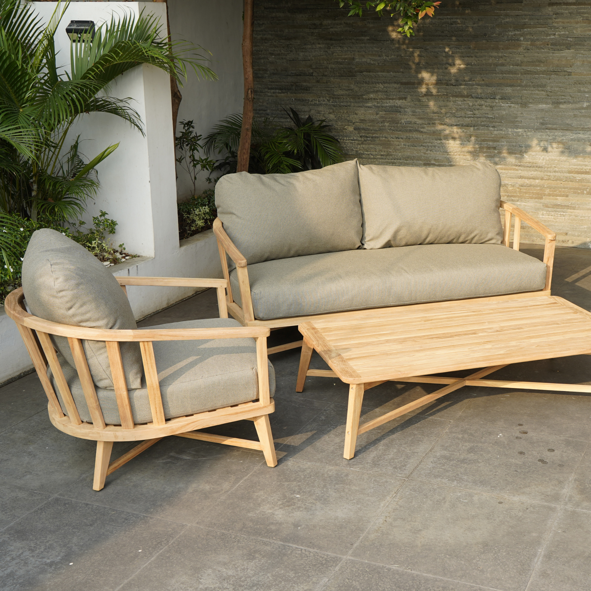 Lyon teak lounge setting - 4 piece outdoor lounge - Copacobana 162