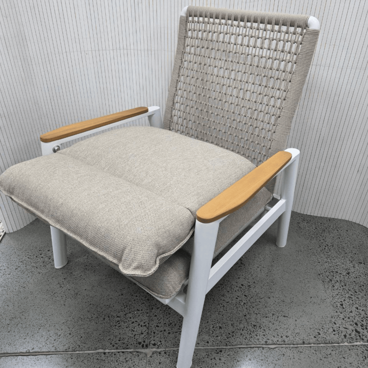 Pinehurst Recliner Single Lounge Chair - White - Lume Outdoor Living