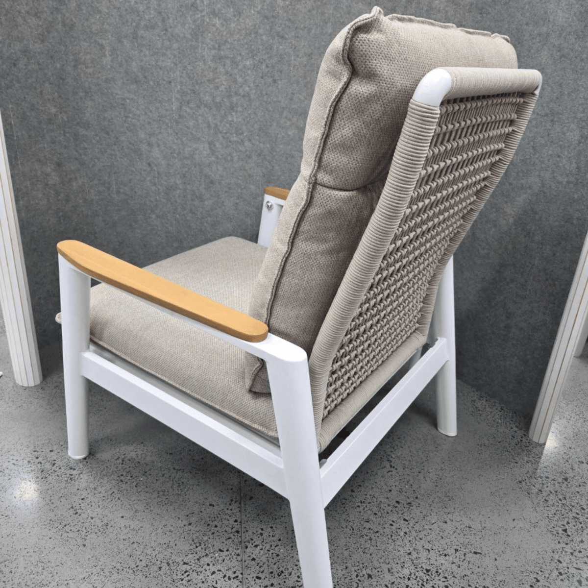 Pinehurst Recliner Single Lounge Chair - White - Lume Outdoor Living