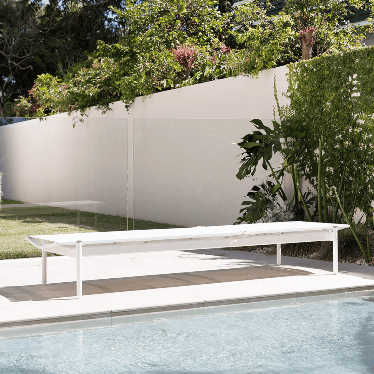 Sunny Sunlounge - White - Lume Outdoor Living