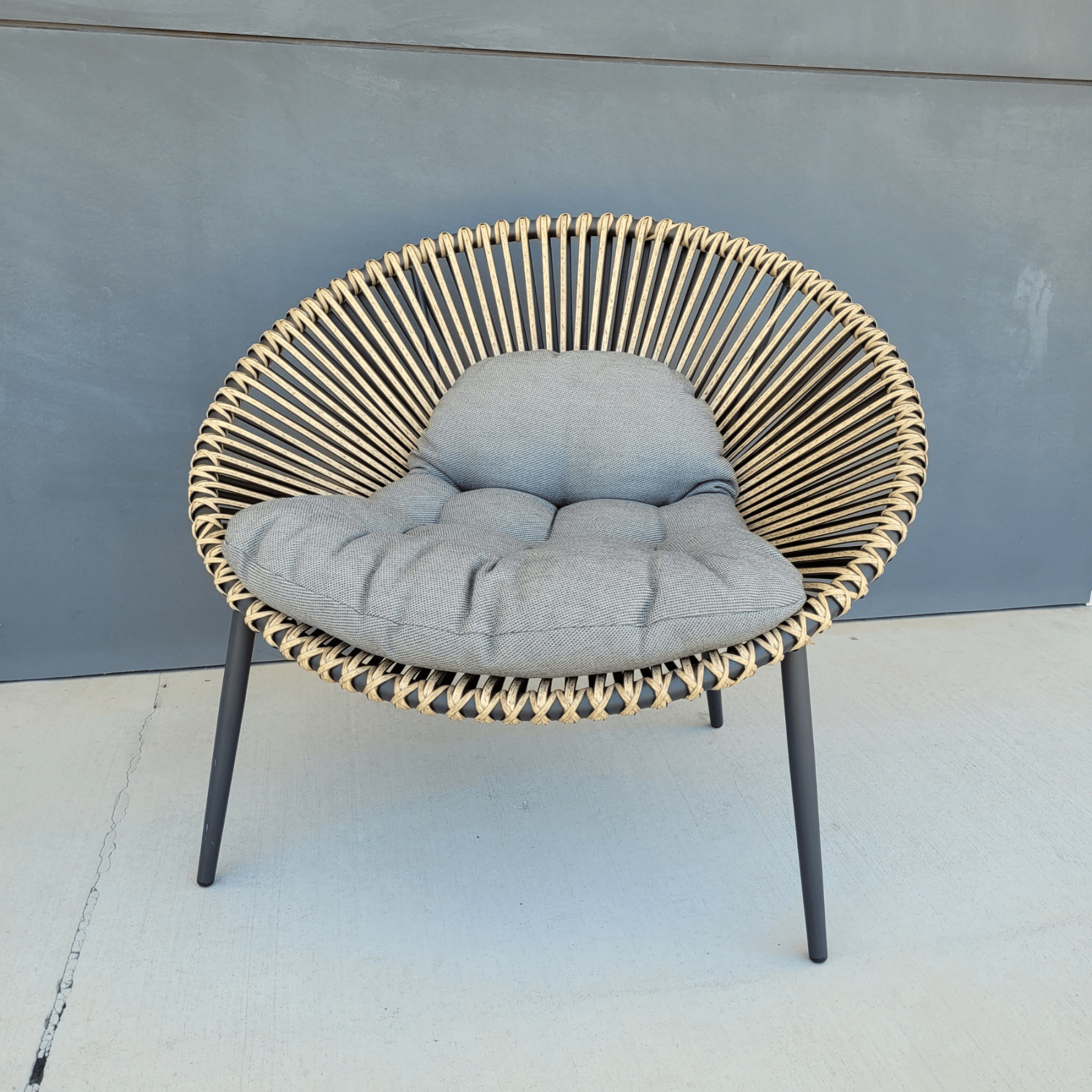 Sunray wicker outdoor tub lounge chair - charcoal - Lume Outdoor Living