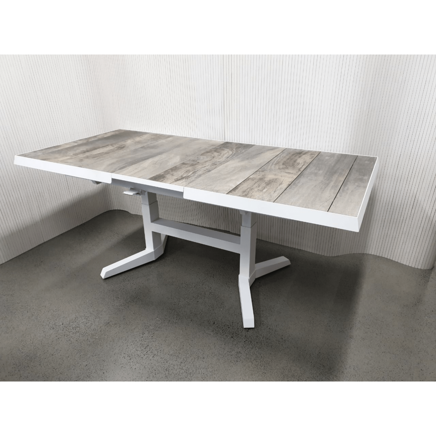 Torquay height - and - width adjustable dining table - extendable table white/wood - look - Lume Outdoor Living