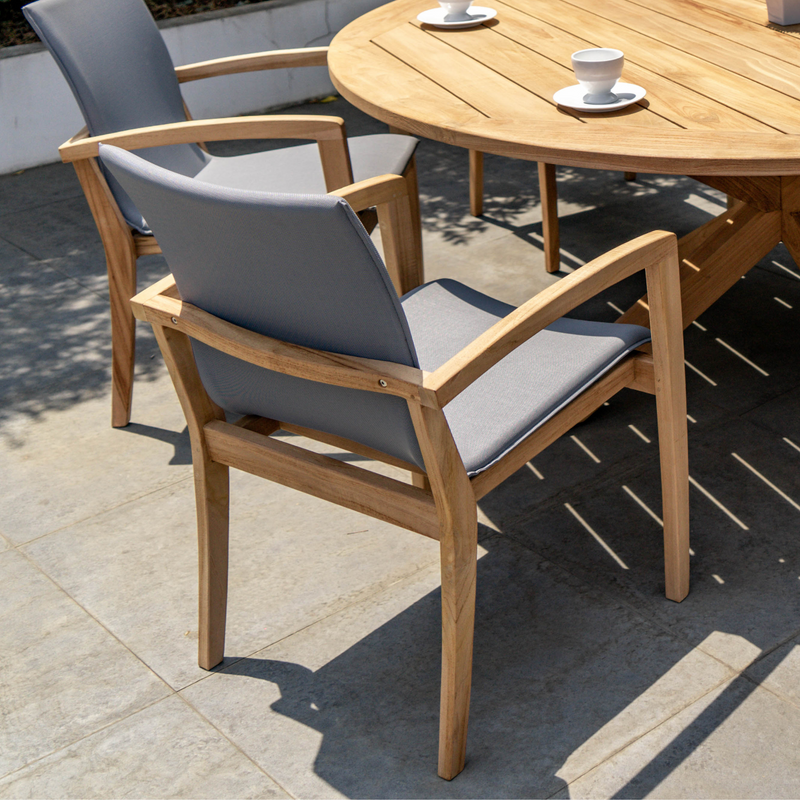 Verona stackable outdoor dining chair