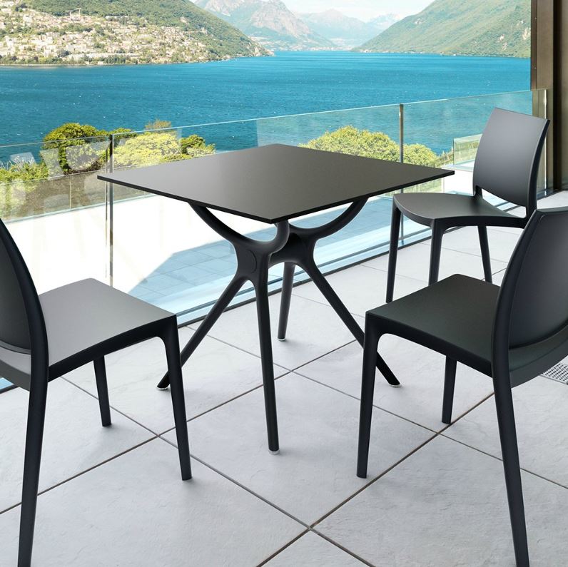 Air Outdoor Dining Table