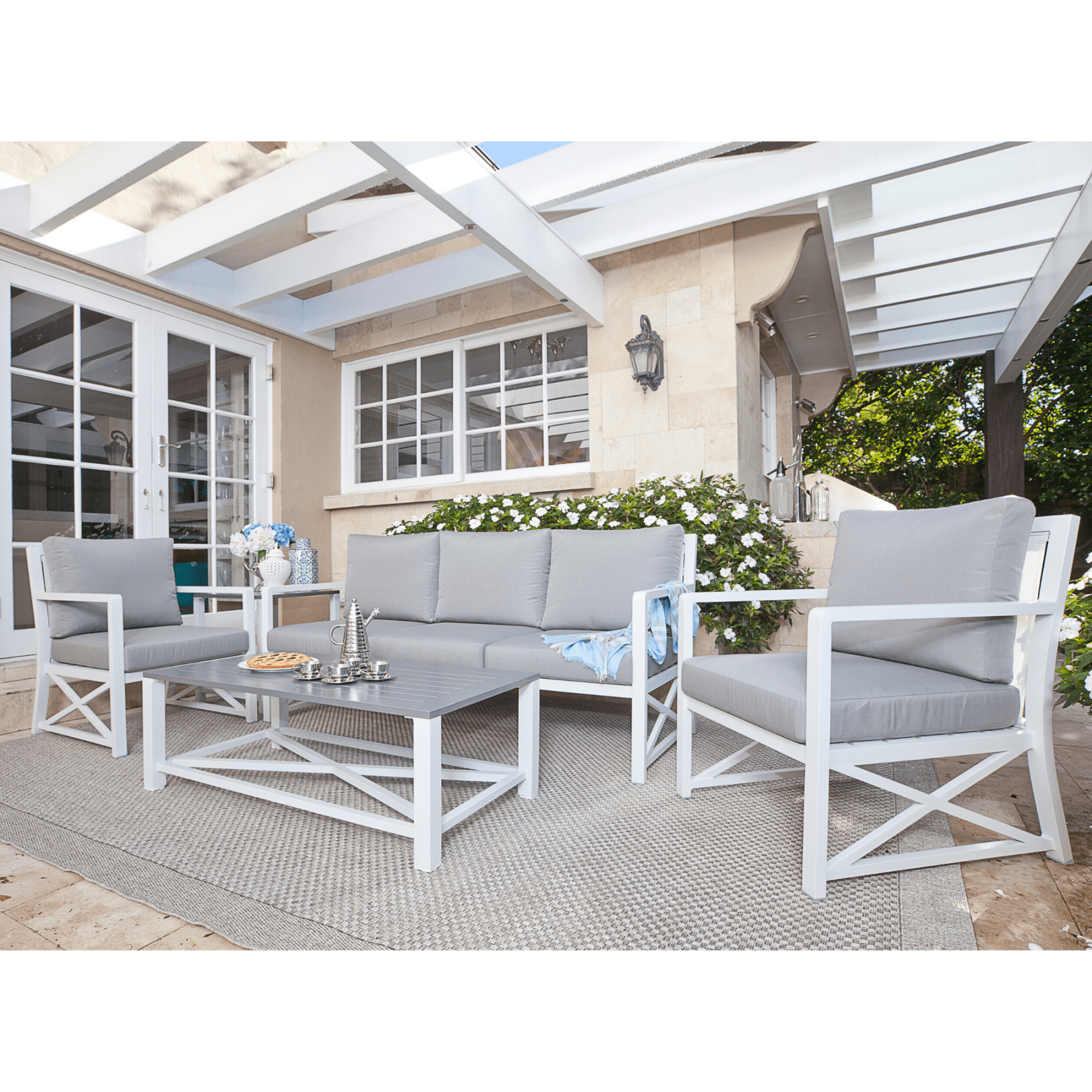 Baroque 'Hamptons' 5 piece Lounge Set - Lume Outdoor Living