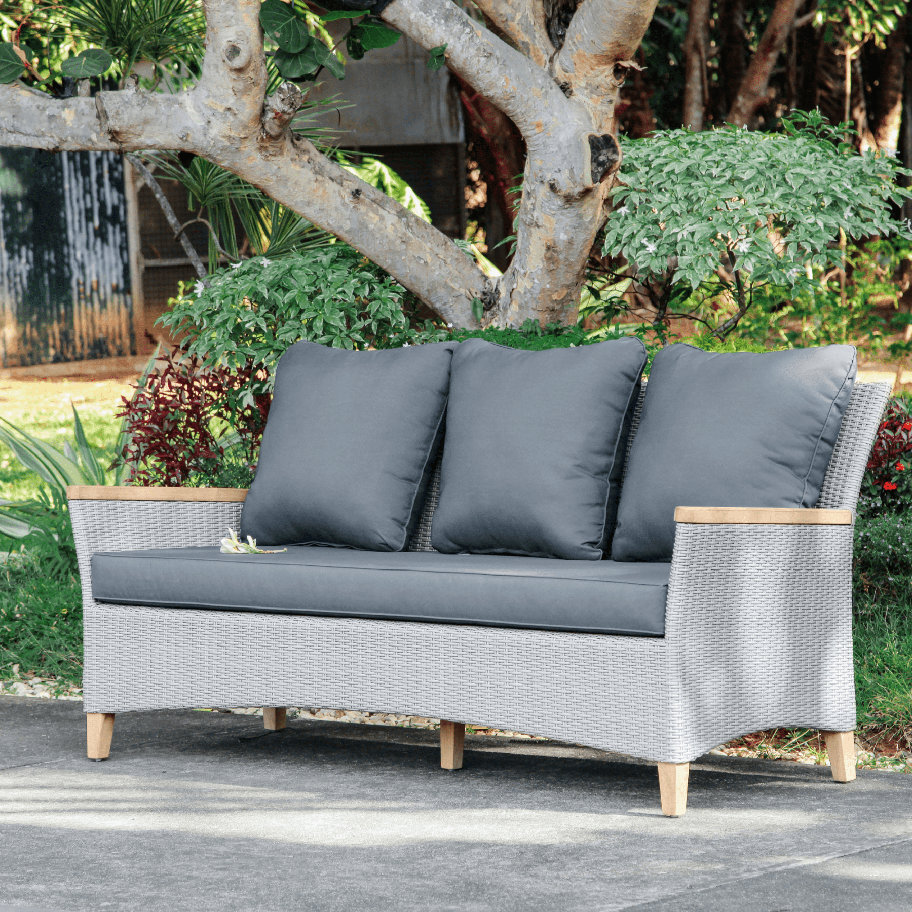 Florence Triple Lounge Chair - Lume Outdoor Living