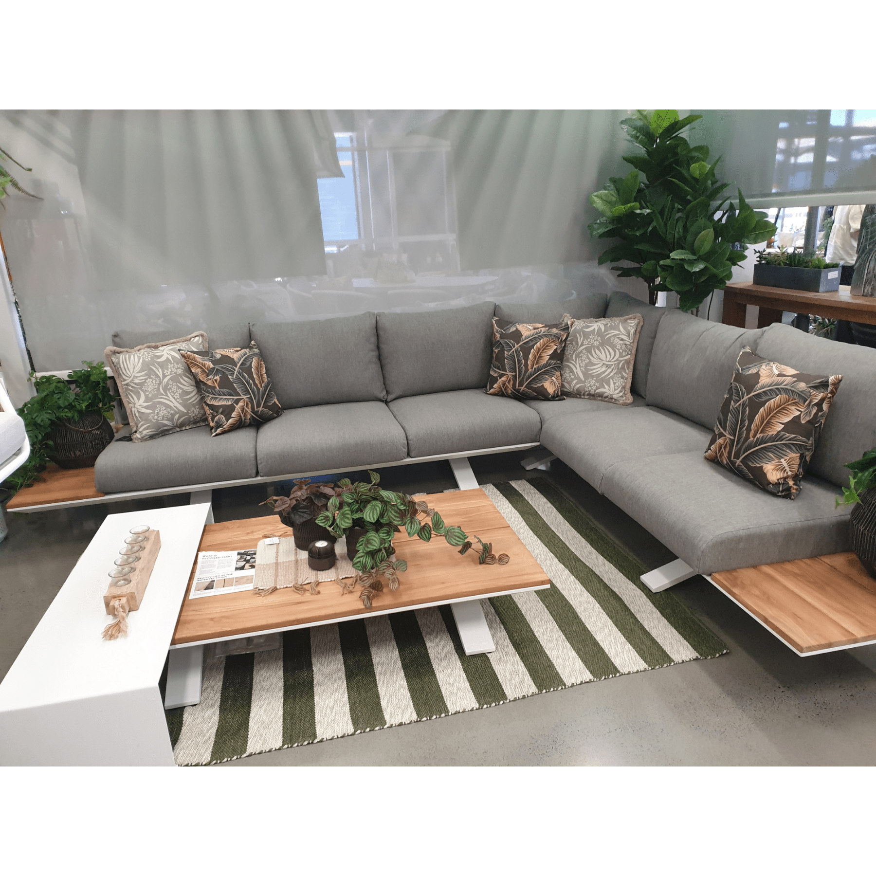 Stockholm 6 - person outdoor corner lounge set - shell white - Lume Outdoor Living