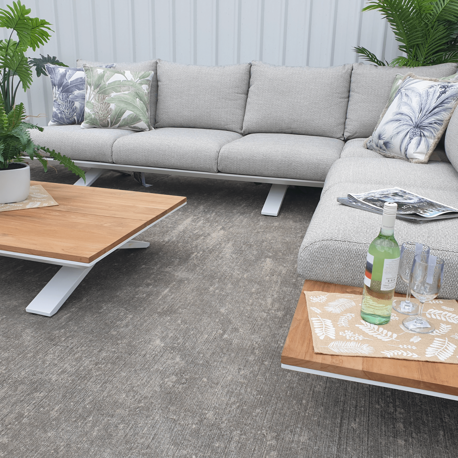 Stockholm 6 - person outdoor corner lounge set - shell white - Lume Outdoor Living