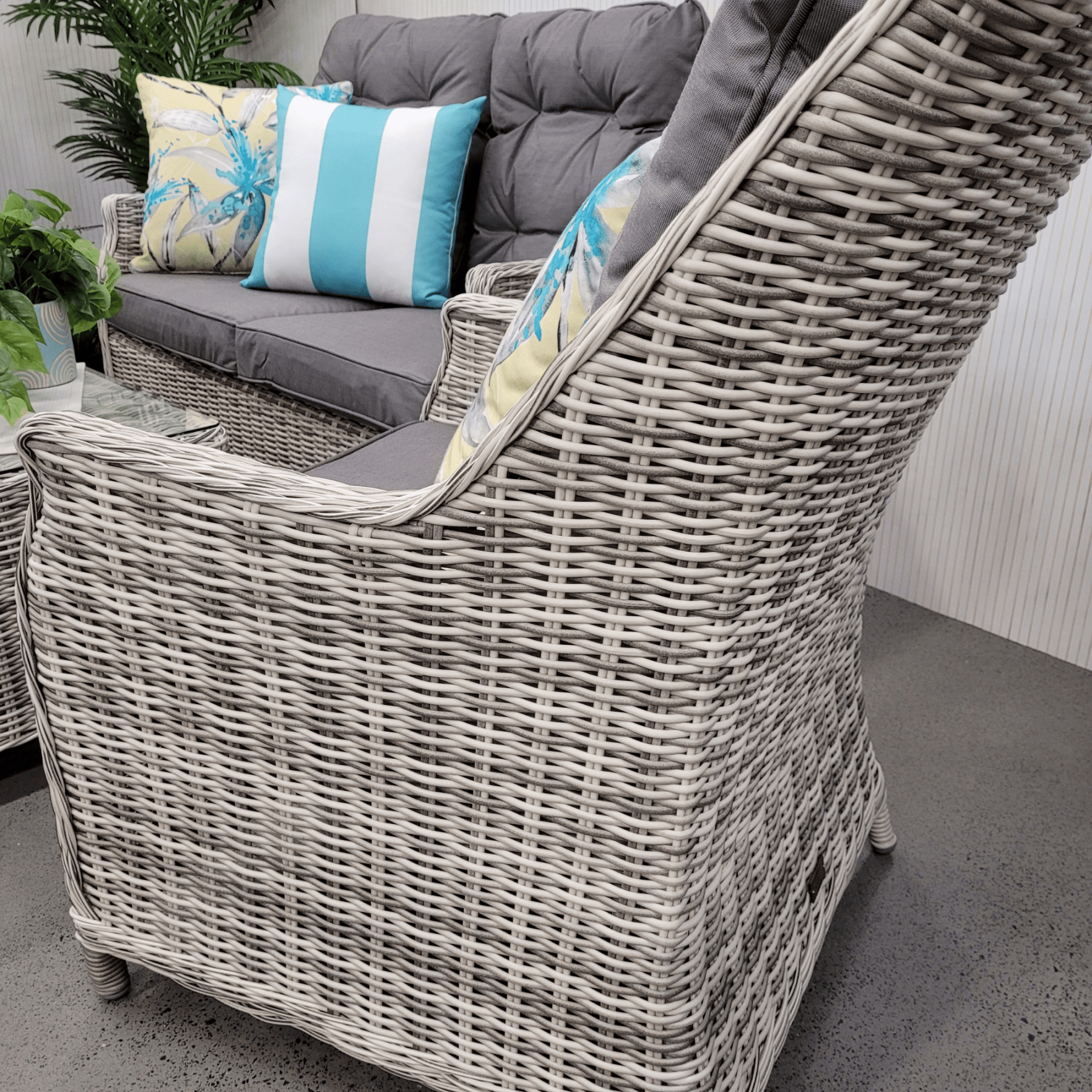 Swiss 4 piece Outdoor Wicker Lounge Set - Lume Outdoor Living