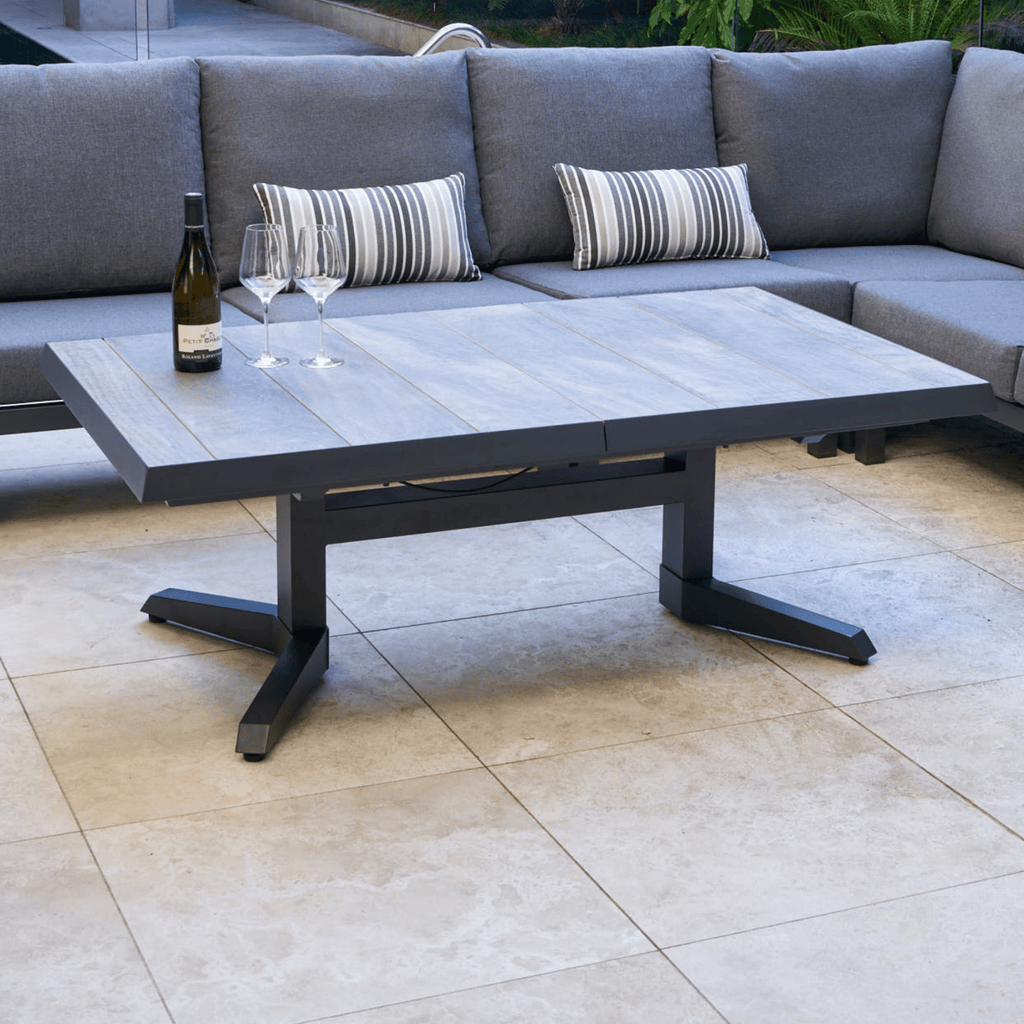 Torquay length and height adjustable - outdoor extendable table - char